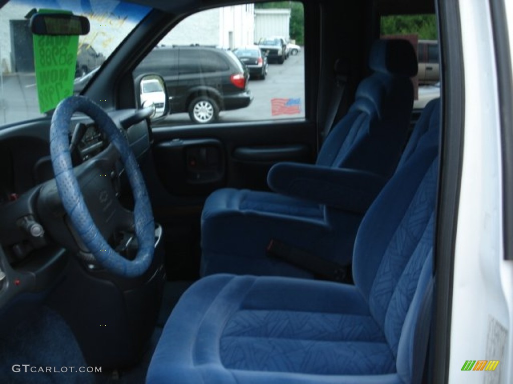 1997 Chevy Van G1500 Passenger Conversion - Olympic White / Blue photo #9