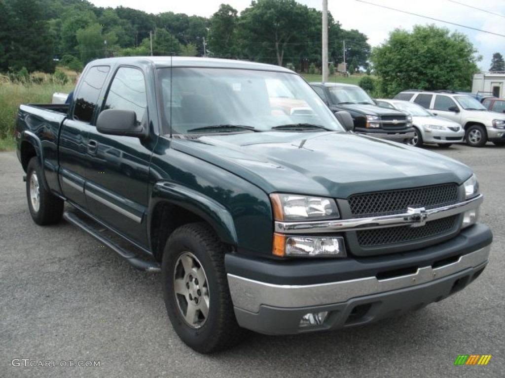 2004 Silverado 1500 Z71 Extended Cab 4x4 - Dark Green Metallic / Dark Charcoal photo #1