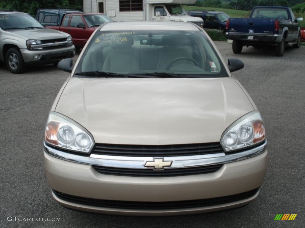 2005 Malibu Sedan - Light Driftwood Metallic / Neutral Beige photo #2