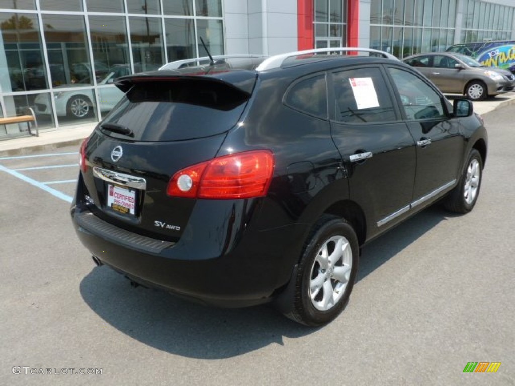 2011 Rogue SV AWD - Wicked Black / Black photo #11