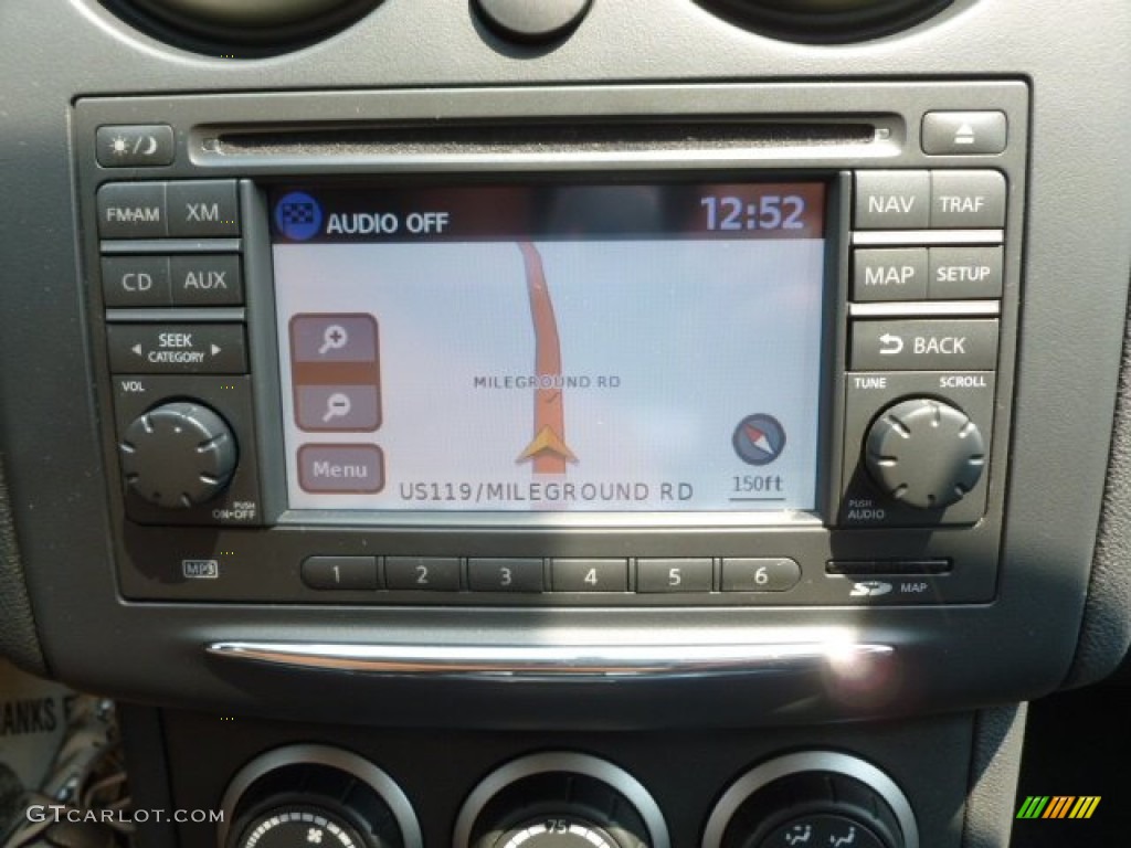 2011 Rogue SV AWD - Wicked Black / Black photo #19