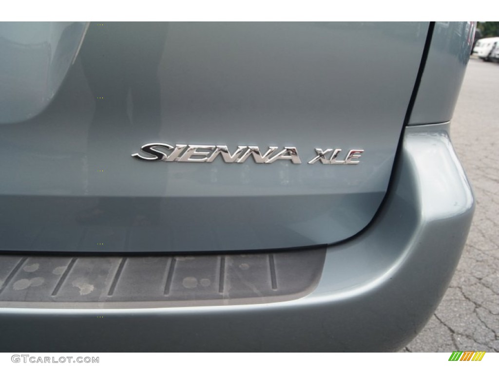 2007 Toyota Sienna XLE Marks and Logos Photo #67064907