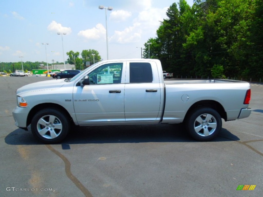 2012 Ram 1500 Express Quad Cab 4x4 - Bright Silver Metallic / Dark Slate Gray/Medium Graystone photo #3