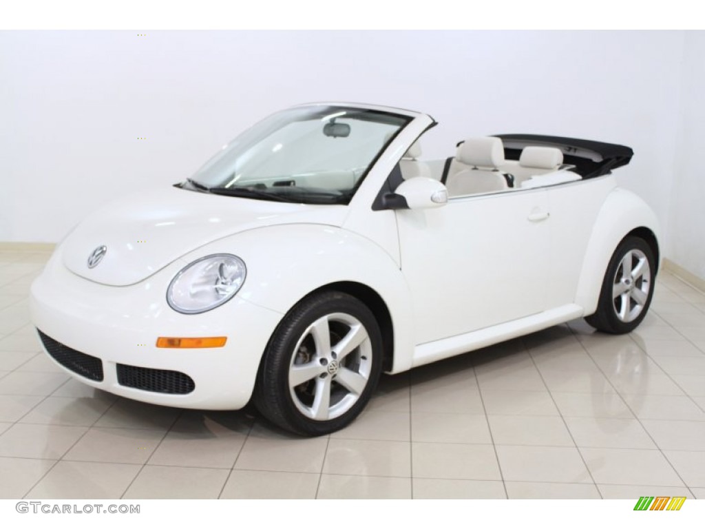 Campanella White 2007 Volkswagen New Beetle Triple White Convertible Exterior Photo #67066296