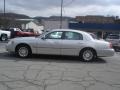 1999 Silver Frost Metallic Lincoln Town Car Signature  photo #20