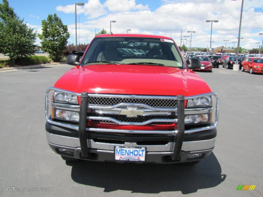 2004 Silverado 1500 LS Extended Cab 4x4 - Victory Red / Tan photo #2
