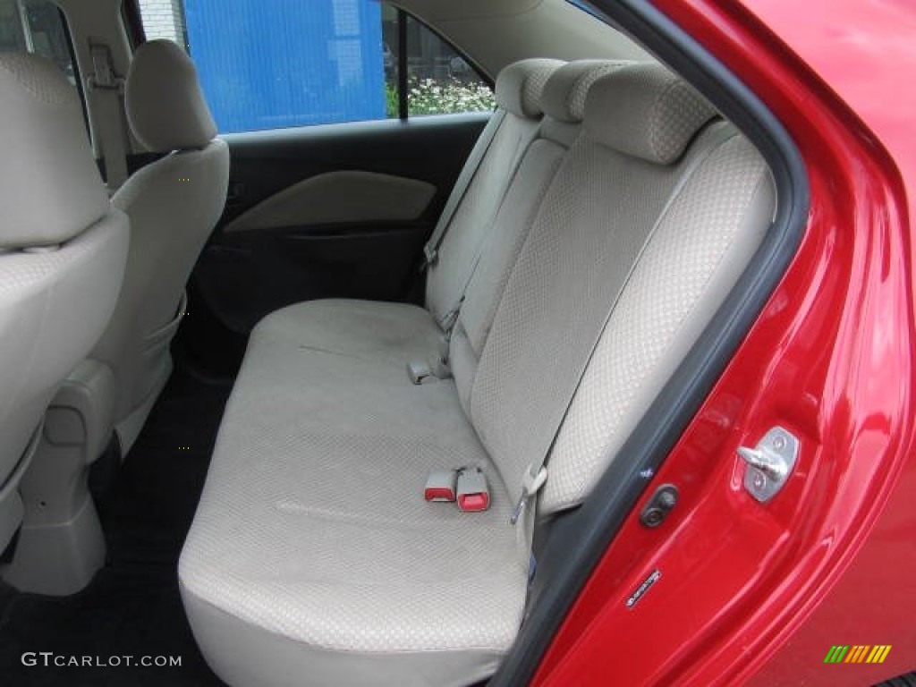 Bisque Interior 2007 Toyota Yaris Sedan Photo #67073054