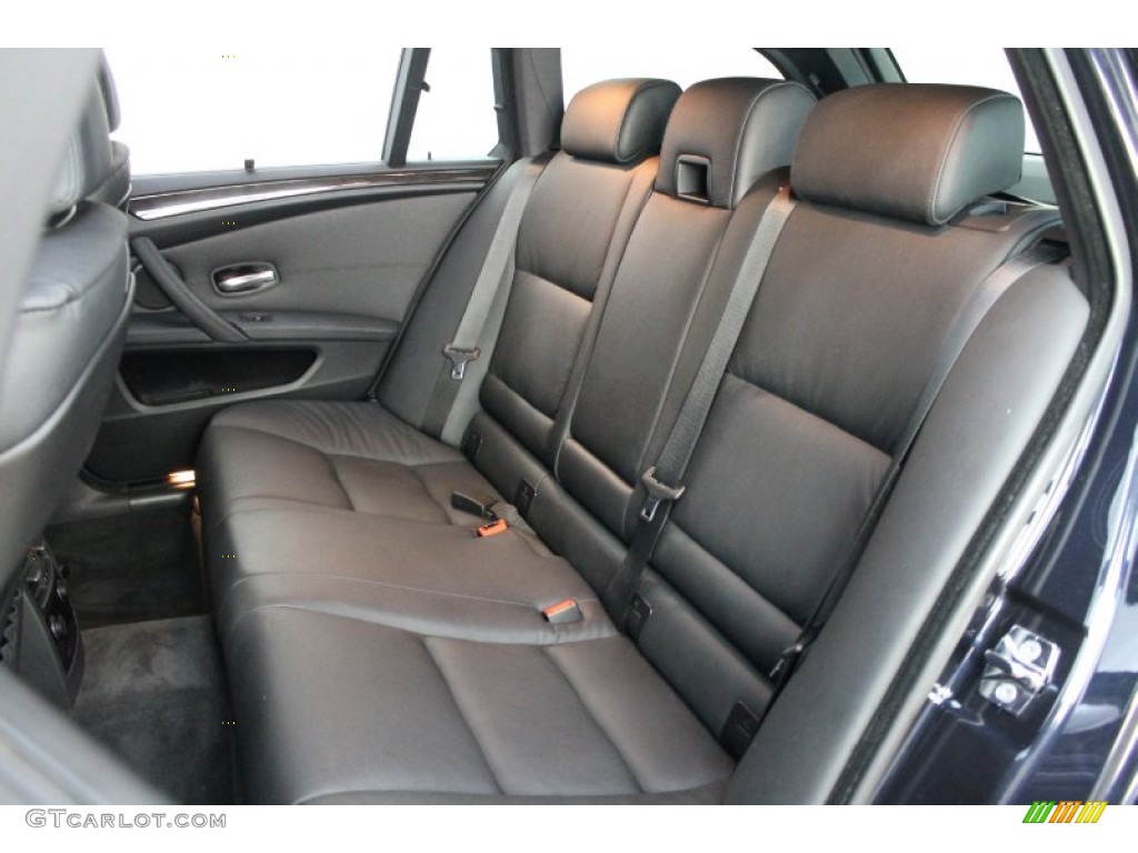 2010 BMW 5 Series 535i xDrive Sports Wagon Rear Seat Photo #67074547