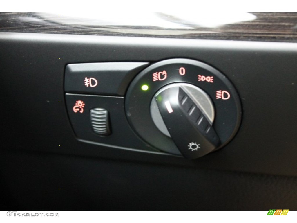 2010 BMW 5 Series 535i xDrive Sports Wagon Controls Photo #67074724