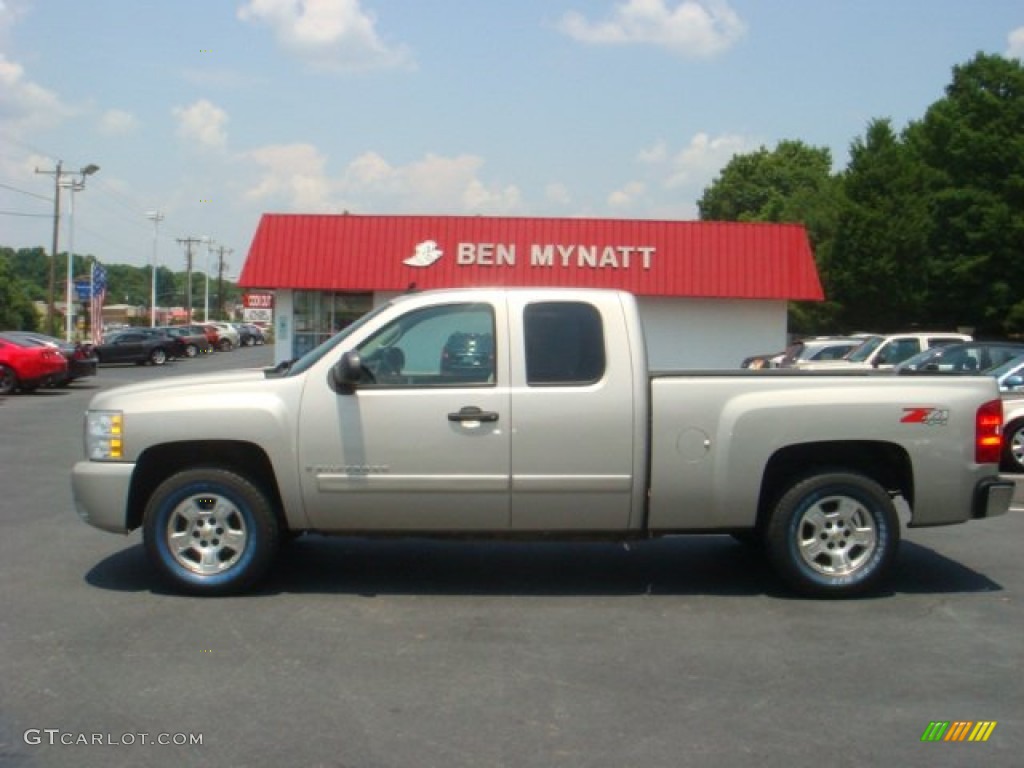 2008 Silverado 1500 LT Extended Cab 4x4 - Silver Birch Metallic / Light Cashmere/Ebony Accents photo #2