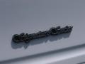 2002 Vibrant White Lincoln Town Car Signature  photo #24