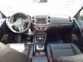 Deep Black Metallic - Tiguan SE Photo No. 5
