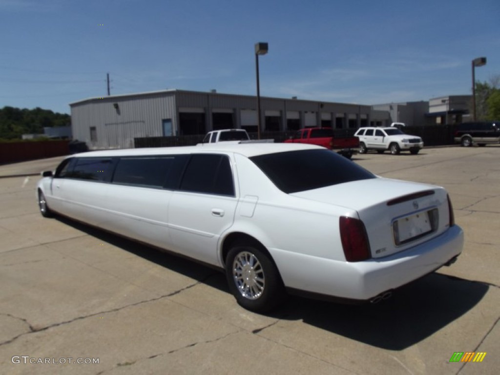 Cotillion White 2004 Cadillac DeVille Limousine Exterior Photo #67086774