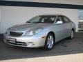Classic Silver Metallic - ES 330 Photo No. 1