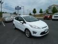 2011 Oxford White Ford Fiesta SES Hatchback  photo #1