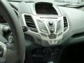 Oxford White - Fiesta SES Hatchback Photo No. 13