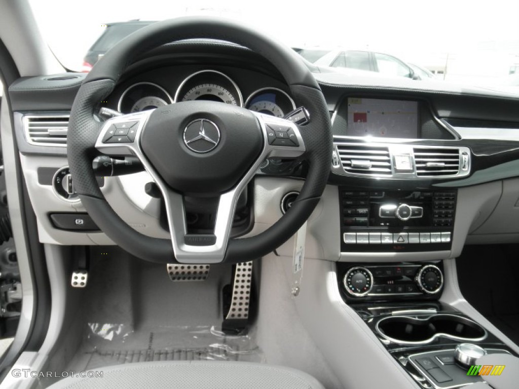 2012 Mercedes-Benz CLS 550 Coupe Ash/Black Dashboard Photo #67098699
