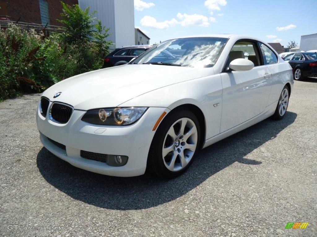 Alpine White BMW 3 Series