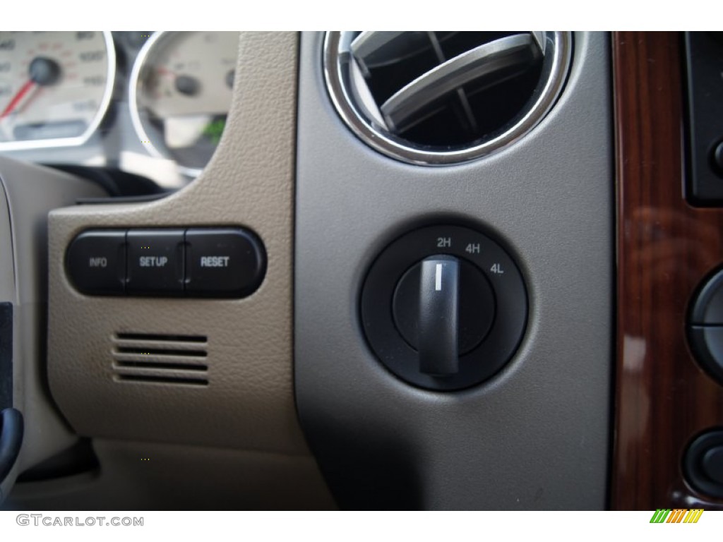 2006 F150 Lariat SuperCrew 4x4 - Dark Toreador Red Metallic / Tan photo #33