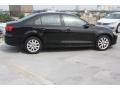 Black - Jetta SE Sedan Photo No. 6