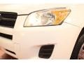 Super White - RAV4 4WD Photo No. 23