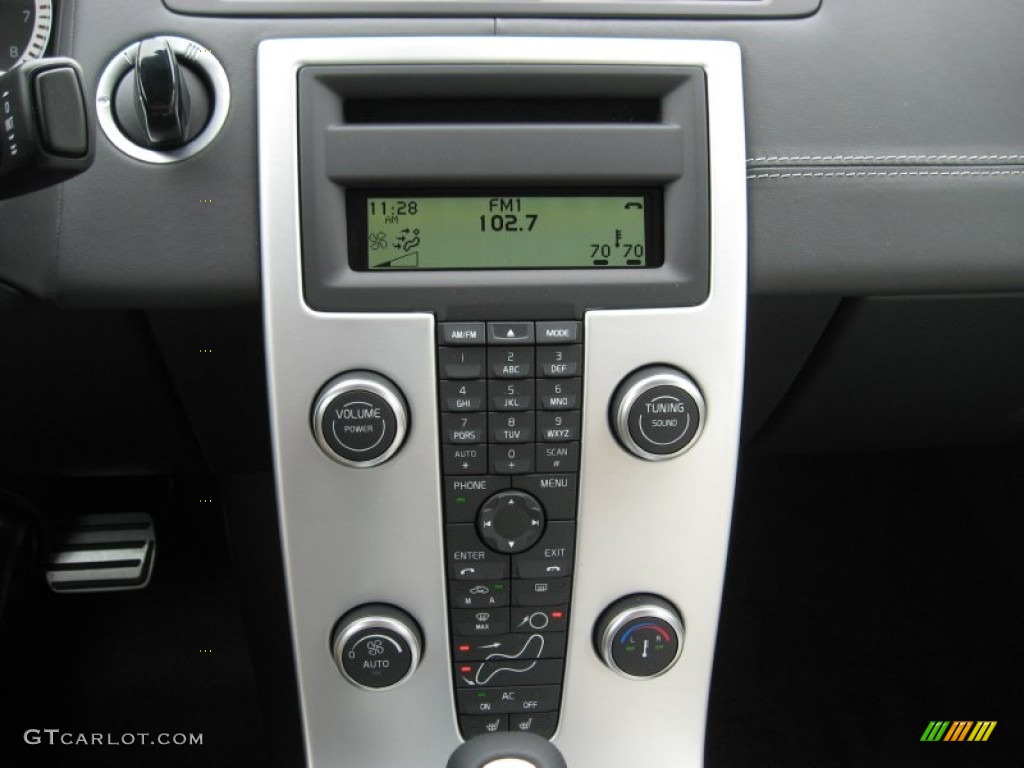2012 Volvo C70 T5 Controls Photo #67116233