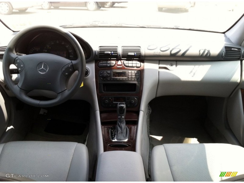 2001 C 320 Sedan - Brilliant Silver Metallic / Ash photo #20