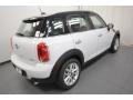 Light White - Cooper Countryman Photo No. 8