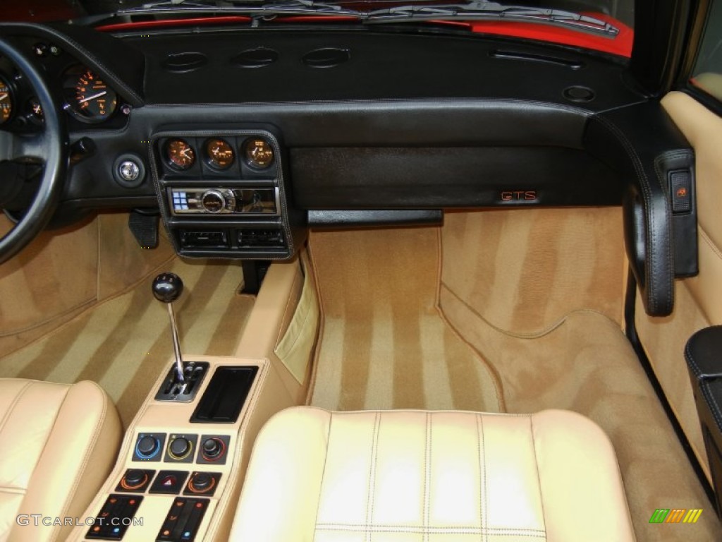 1989 Ferrari 328 GTS Tan Dashboard Photo #67120505