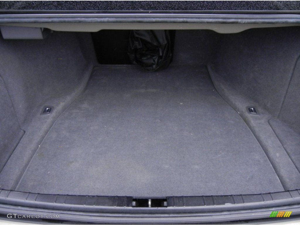 2007 BMW 7 Series 750Li Sedan Trunk Photo #67122083