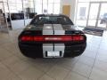 Pitch Black - Challenger SRT8 392 Photo No. 4