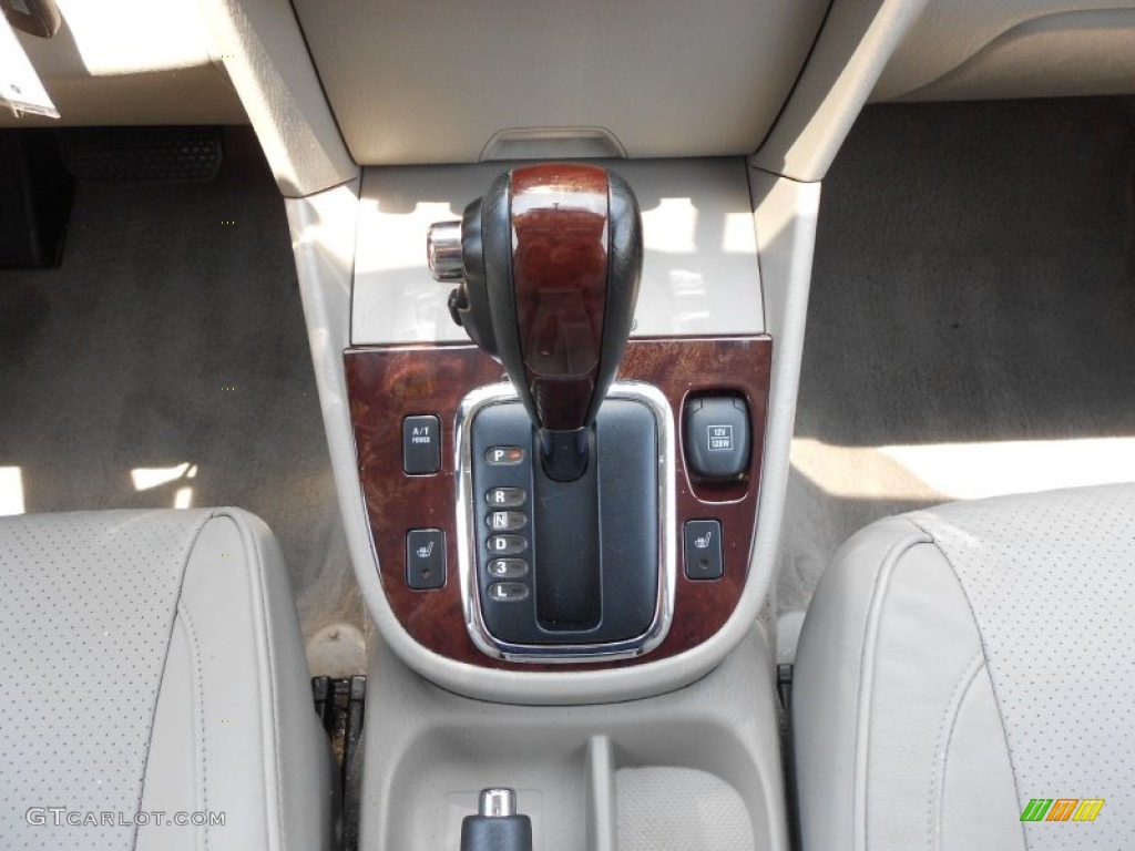2006 XL7  - White Pearl / Beige photo #24