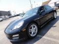 Black - Panamera 4 Photo No. 3