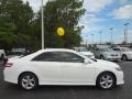 Super White - Camry SE Photo No. 9