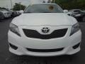 Super White - Camry SE Photo No. 13