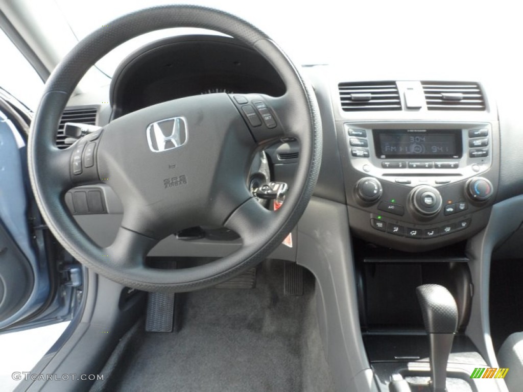 2007 Accord SE Sedan - Cool Blue Metallic / Gray photo #29