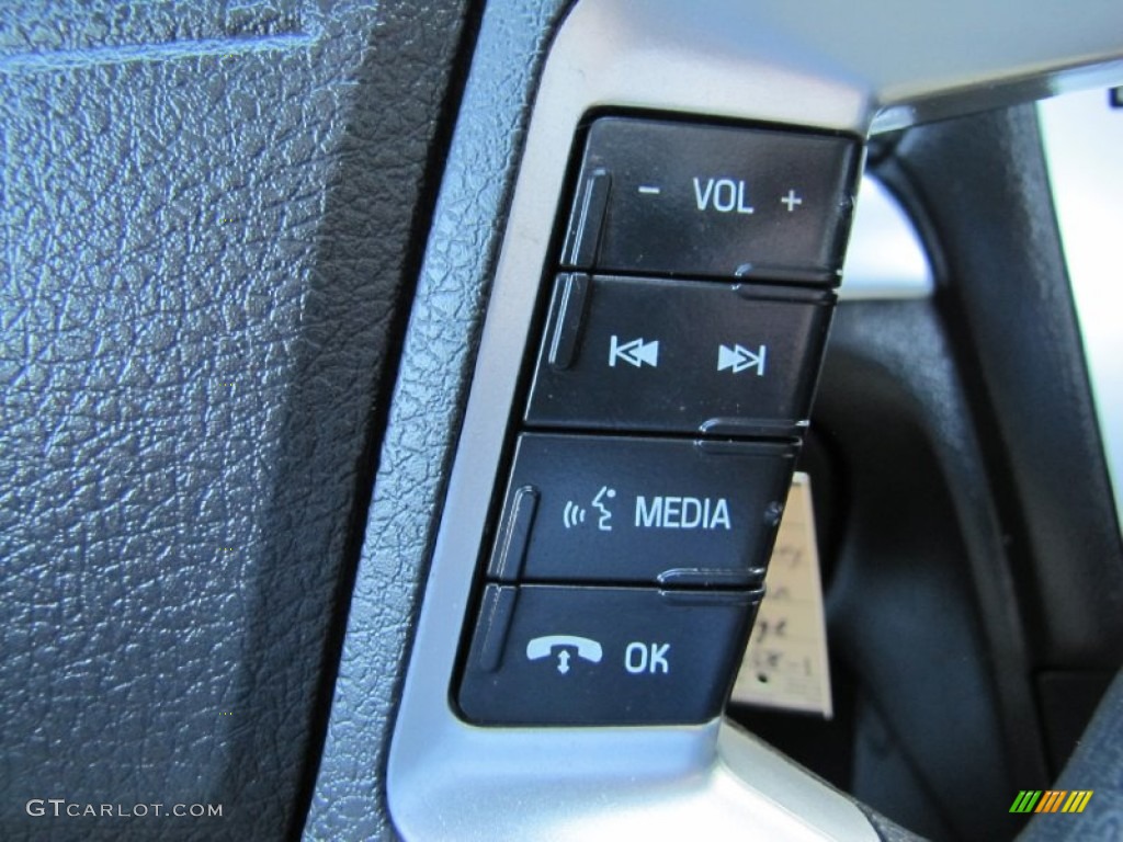 2008 Mercury Milan V6 Controls Photo #67145889