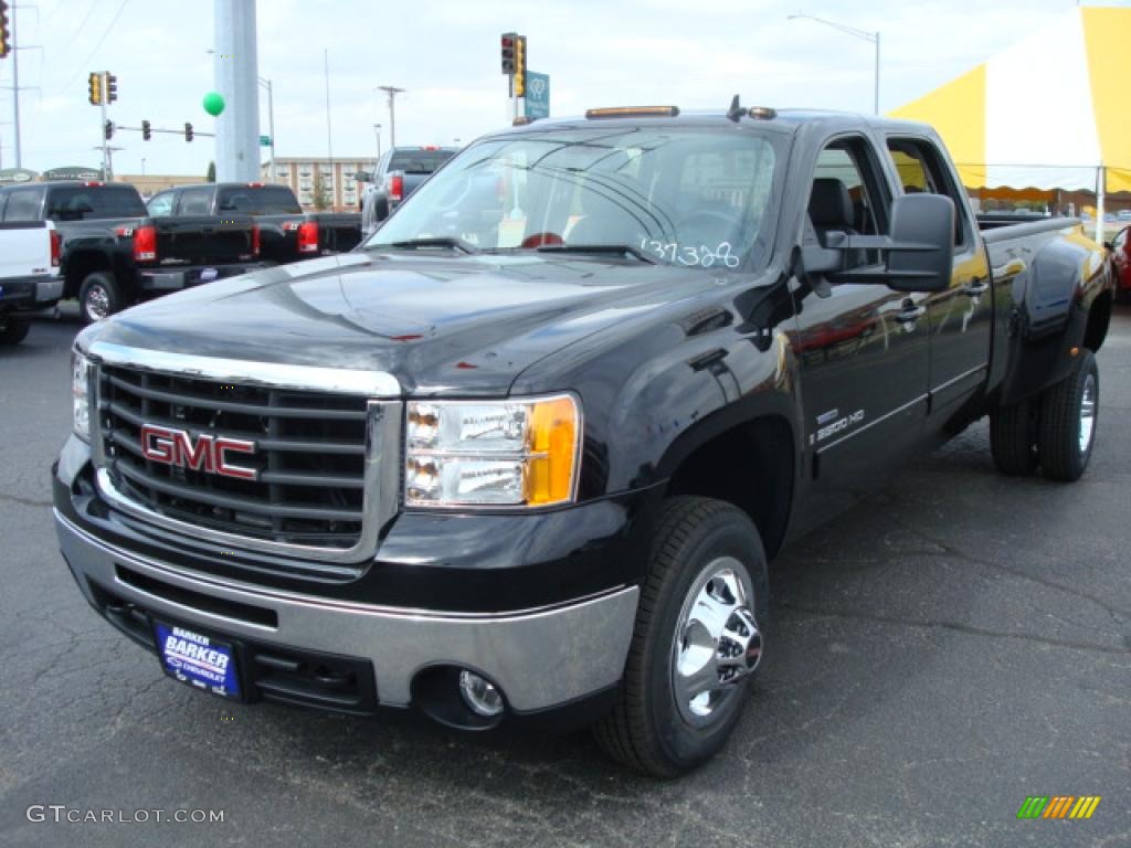 Black Onyx GMC Sierra 3500HD