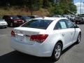 Summit White - Cruze LT Photo No. 8