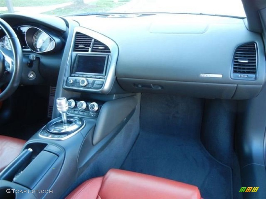 2009 Audi R8 4.2 FSI quattro Fine Nappa Tuscan Brown Leather Dashboard Photo #67149548