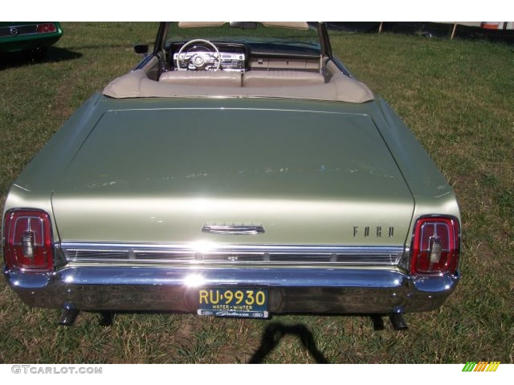 1967 Galaxie 500 Convertible - Lime Gold / Parchment photo #71