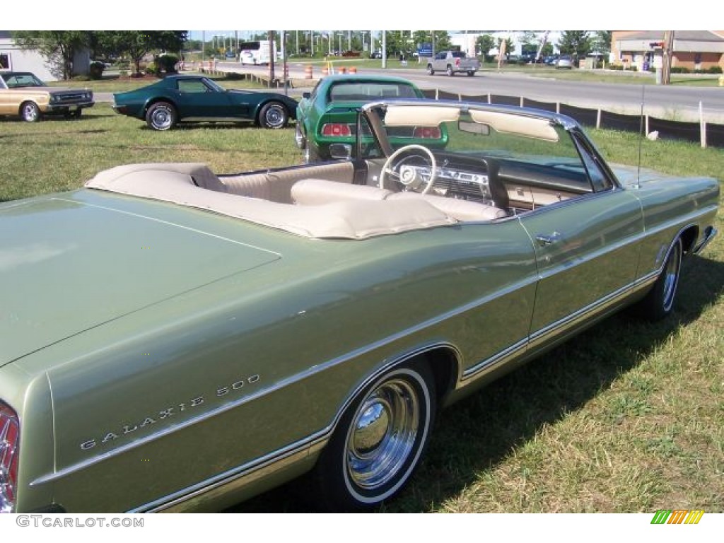 1967 Galaxie 500 Convertible - Lime Gold / Parchment photo #72