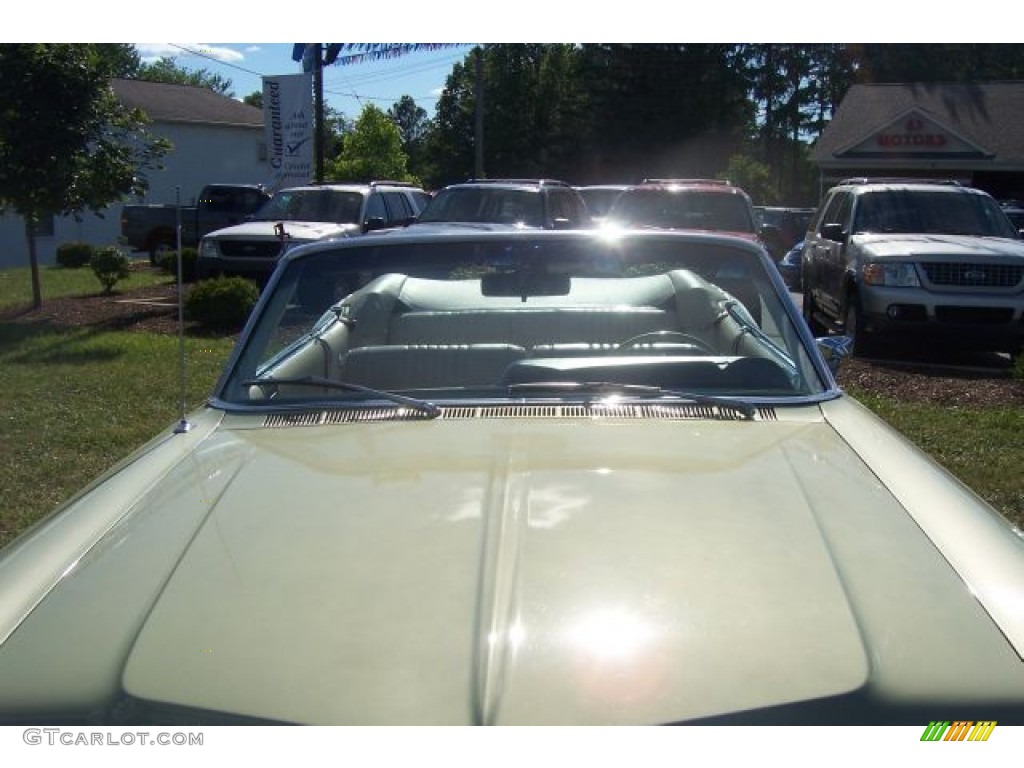 1967 Galaxie 500 Convertible - Lime Gold / Parchment photo #75