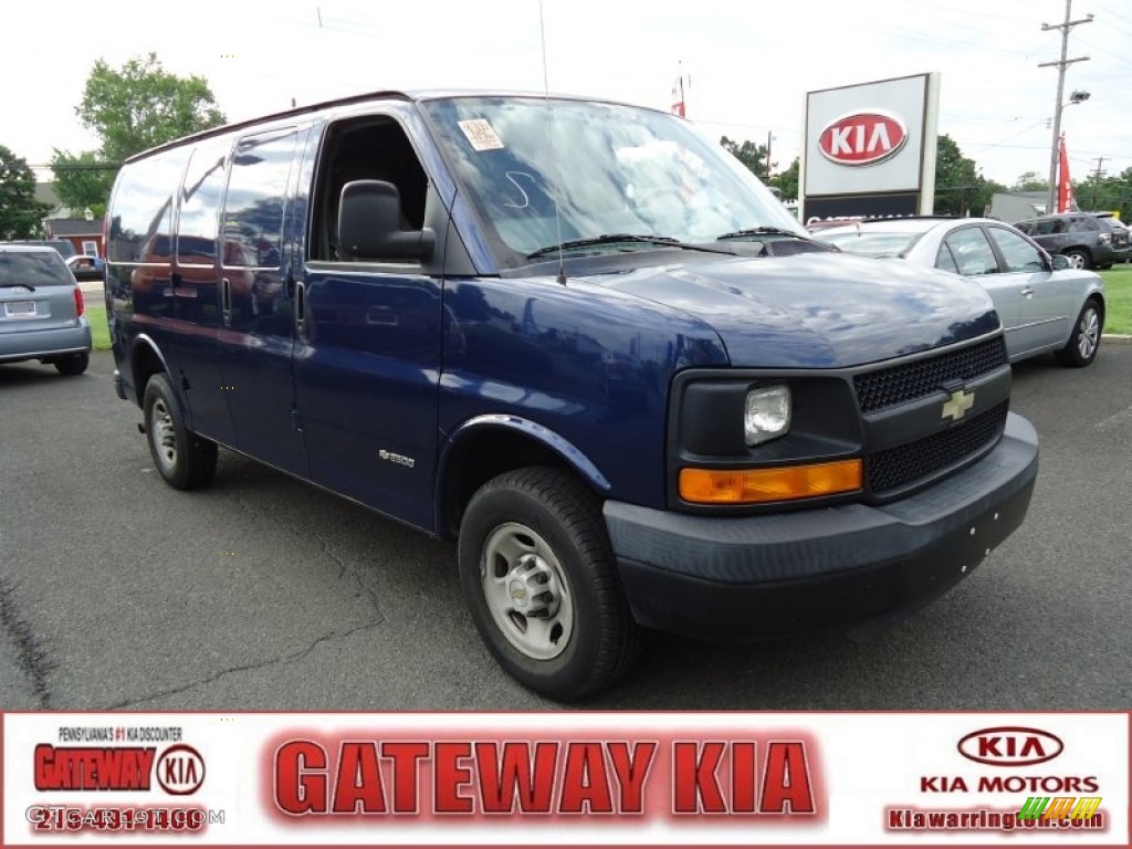 2004 Express 2500 Cargo Van - Indigo Blue Metallic / Medium Dark Pewter photo #1