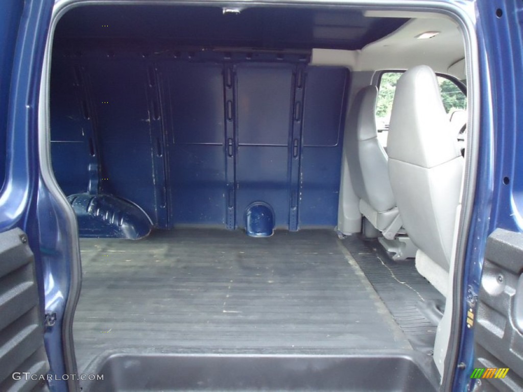 2004 Express 2500 Cargo Van - Indigo Blue Metallic / Medium Dark Pewter photo #13