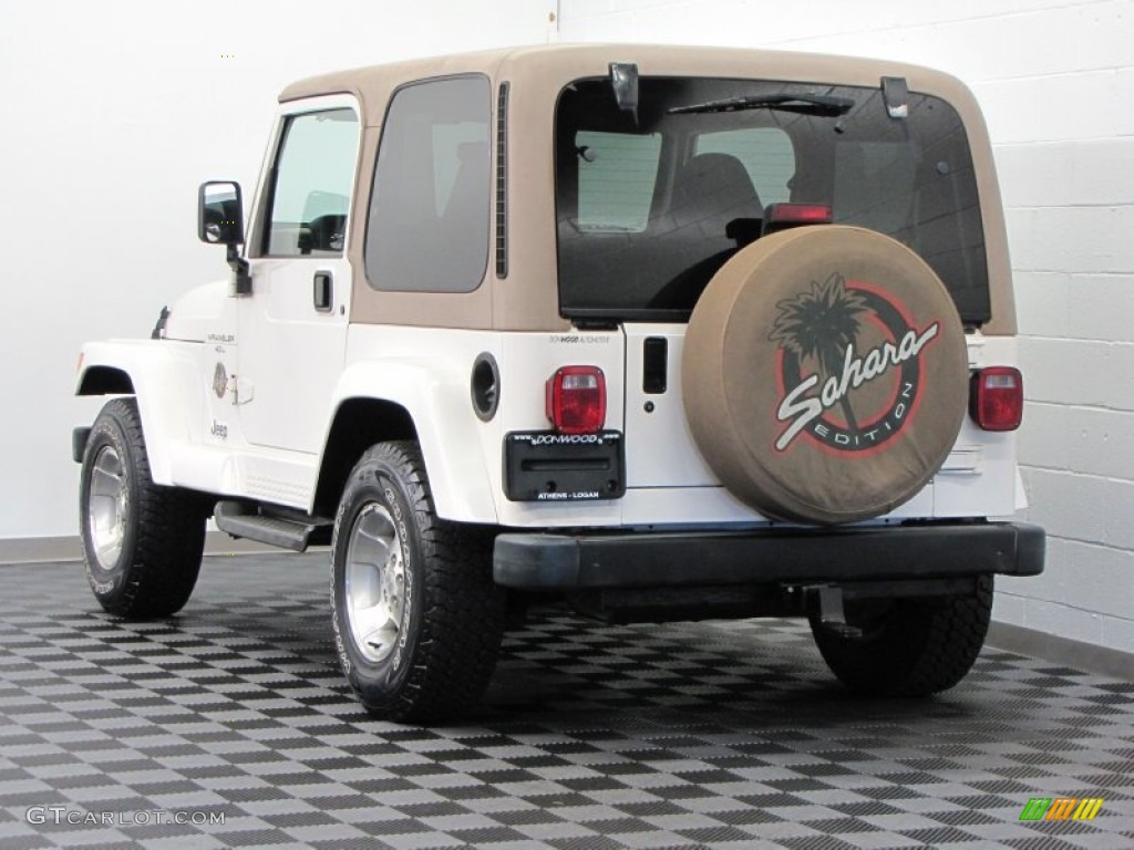 2000 Wrangler Sahara 4x4 - Stone White / Camel/Dark Green photo #2