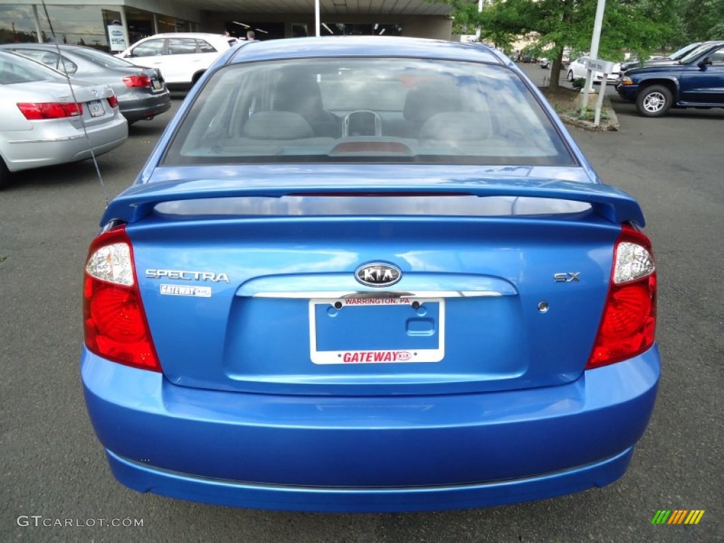 2006 Spectra SX Sedan - Spark Blue / Gray photo #6