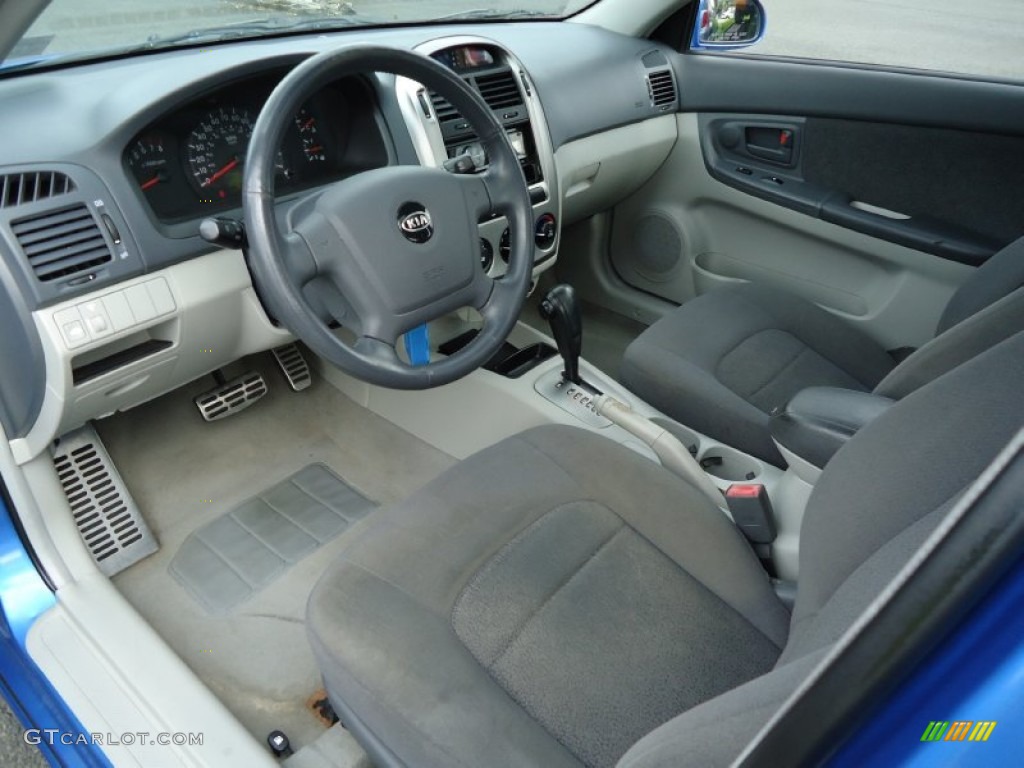 2006 Spectra SX Sedan - Spark Blue / Gray photo #9