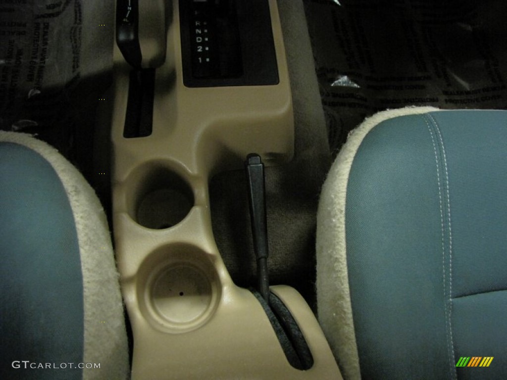 2000 Wrangler Sahara 4x4 - Stone White / Camel/Dark Green photo #28