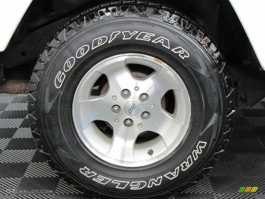 2000 Wrangler Sahara 4x4 - Stone White / Camel/Dark Green photo #36